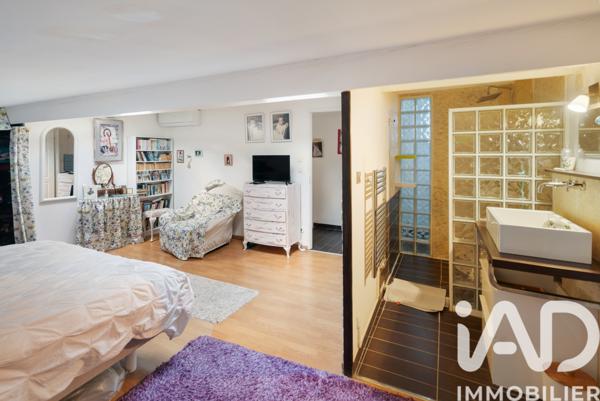 Maison à vendre 7 pièces 177 m² Saint-Maximin-la-Sainte-Baume