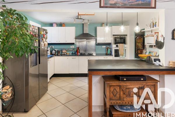 Maison à vendre 7 pièces 177 m² Saint-Maximin-la-Sainte-Baume