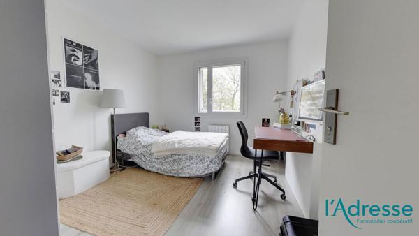 COLOCATION Appartement chambre meublée à louer