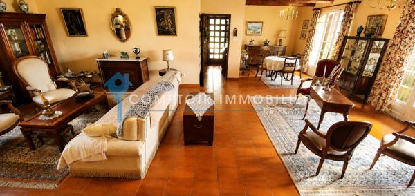 Villa
                                                                                                                                                                                                                                                                                                                        5 pièce(s)                                                                                                                                                                                                          3 chambre(s)                                                                                                                                                                                                          157  m²
