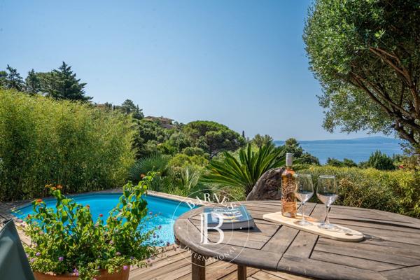 Les Issambres, Villa 6 Chambres -  275 m² à vendre
