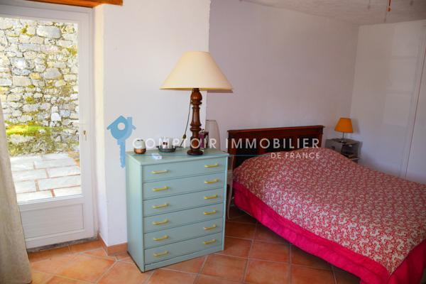 Mas 9 pièce(s) 4 chambre(s) 161 m²