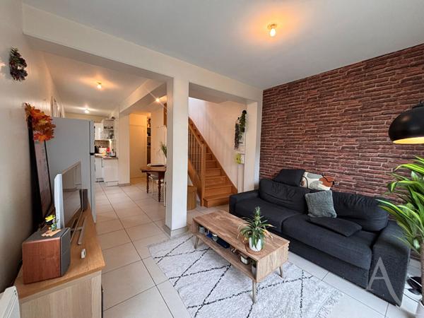 Appartement duplex deux pièces avec terrasse et parking privé !