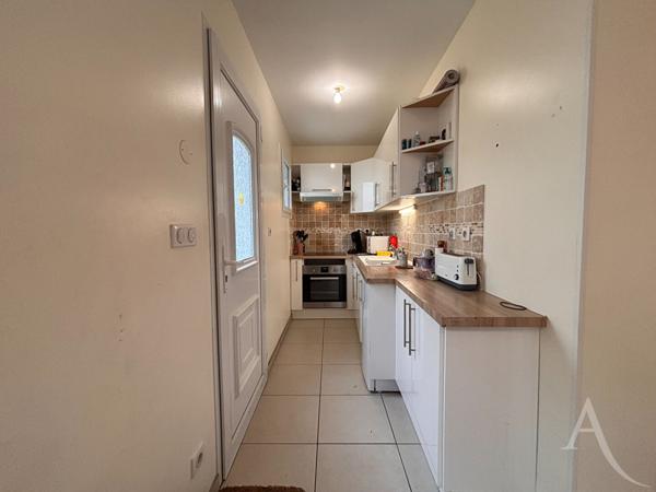 Appartement duplex deux pièces avec terrasse et parking privé !