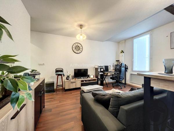 Location Appartement 2 pièces 44 m2 à Coutras