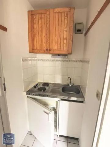 Appartement à louer 1 pièce 15.91m² Chambéry (73000)