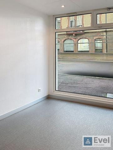 MONTIGNY LES METZ - Local commercial - 55m²