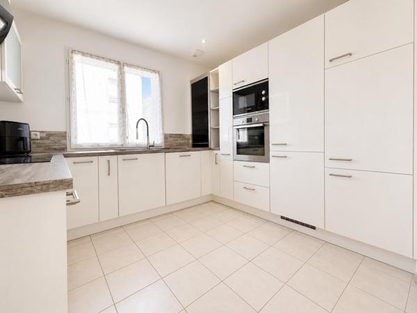 Maison à MELUN, 77000 - 6 pièces 90m²