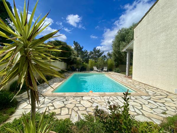 Villa intimiste avec piscine