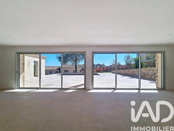 Maison à vendre 6 pièces 171 m² Nîmes