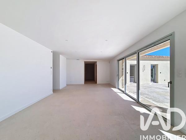 Maison à vendre 6 pièces 171 m² Nîmes