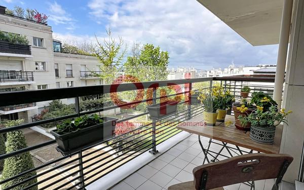Appartement à vendre    4 pièces • 95,46 m2 Issy-les-Moulineaux