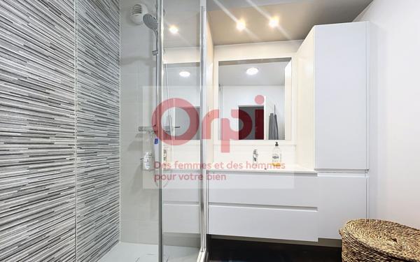 Appartement à vendre    4 pièces • 95,46 m2 Issy-les-Moulineaux