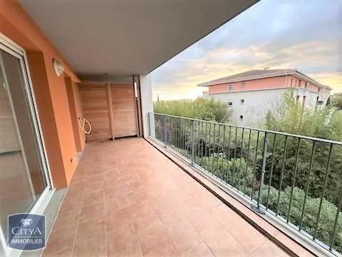 Appartement à louer 2 pièces 59m²