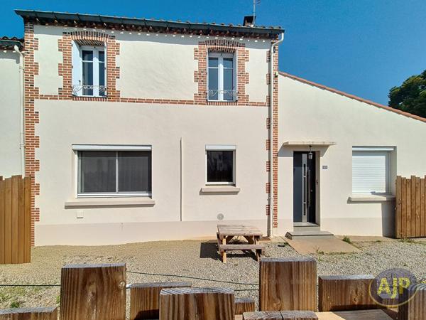 Vente maison L Herbergement : 207 000 € - AJP Immobilier Vieillevigne