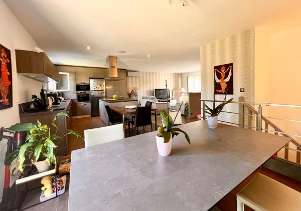 À vendre : Villa moderne de 5 pièces à Saint-Raphaël