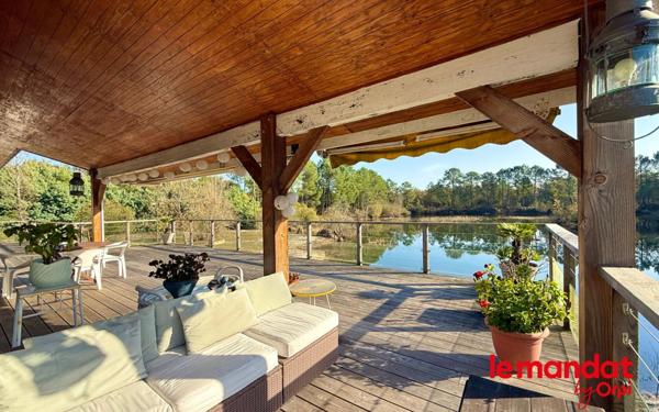 Maison à vendre    6 pièces •  Saint-Aubin-de-Médoc