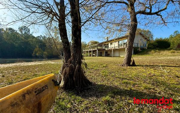 Maison à vendre    6 pièces •  Saint-Aubin-de-Médoc