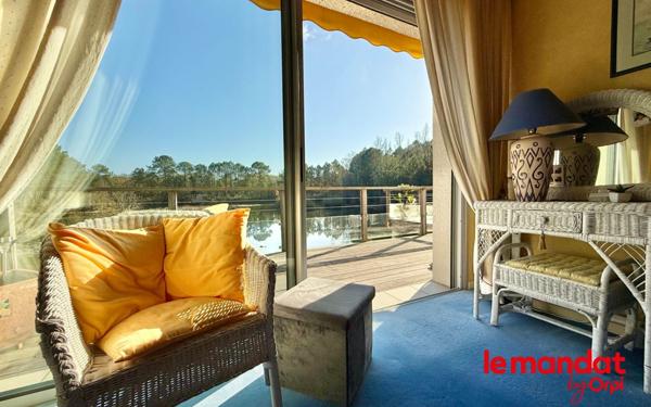 Maison à vendre    6 pièces •  Saint-Aubin-de-Médoc