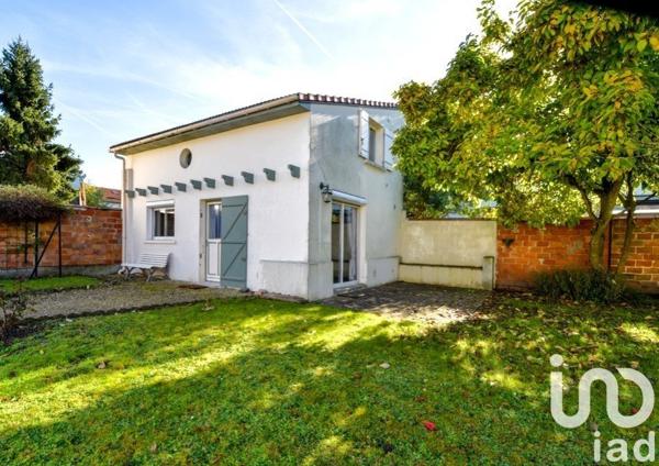 Maison 5 pièces de 150 m² à Clichy-sous-Bois (93390)