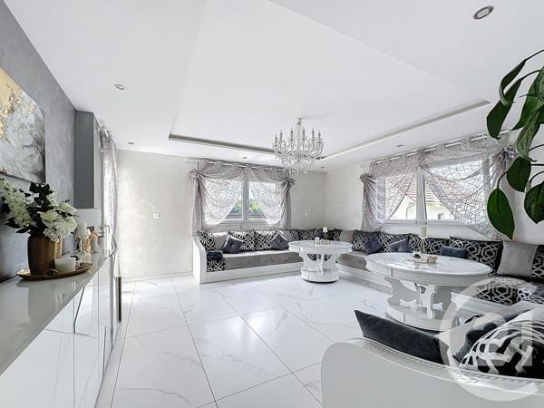 Maison à vendre  8 pièces - 185 m2 PRESENTEVILLERS - 25