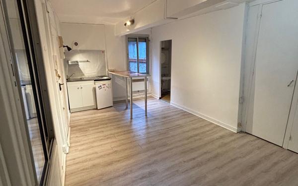 Appartement à vendre    2 pièces • 21,52 m2 Toulouse