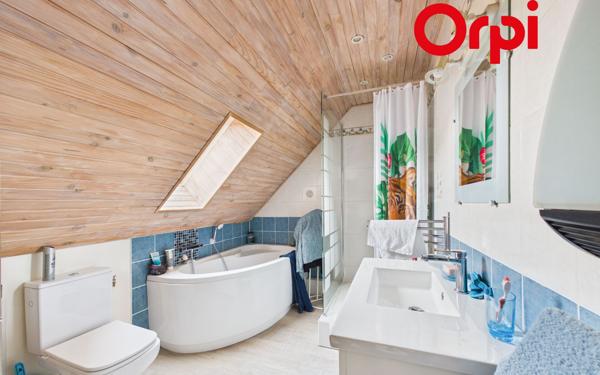 Maison à vendre    5 pièces •  Bernay