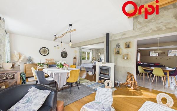 Maison à vendre    5 pièces •  Bernay