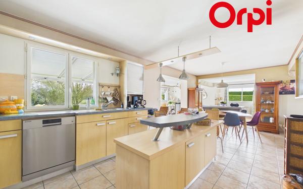 Maison à vendre    5 pièces •  Bernay