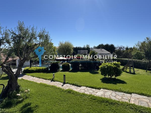 Villa
                                                                                                                                                                                                                                                                                                                        6 pièce(s)                                                                                                                                                                                                          5 chambre(s)                                                                                                                                                                                                          262.7  m²