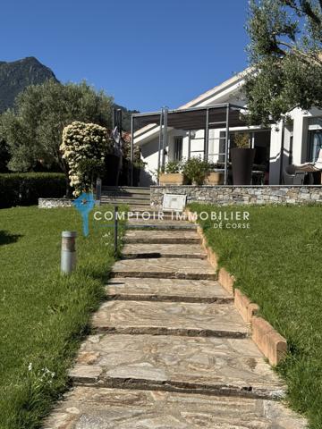 Villa
                                                                                                                                                                                                                                                                                                                        6 pièce(s)                                                                                                                                                                                                          5 chambre(s)                                                                                                                                                                                                          262.7  m²