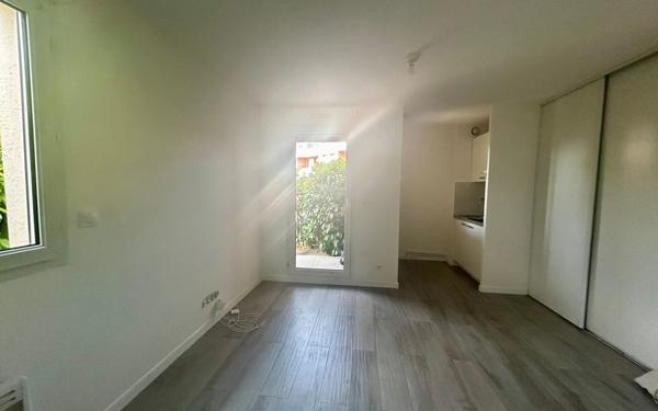 Appartement à vendre    2 pièces • 31,04 m2 Blagnac