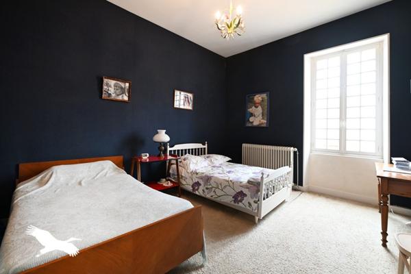 Maison à vendre |  Voeuil-et-Giget |  10 pièces | 357 m²