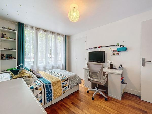 Vente Appartement80 m² - 4 Pièces - SAINT MAUR DES FOSSES (94100)