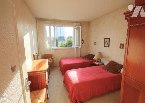 CHEVILLY LARUE, A 13min A PIED du METRO 14 L'HAY LES ROSES