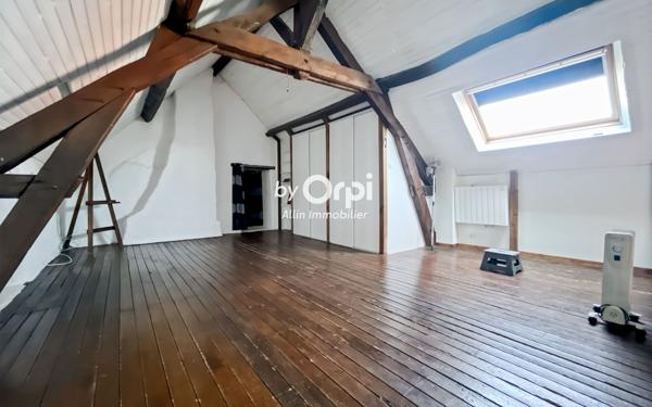 Maison à vendre    3 pièces •  Vallon-en-Sully