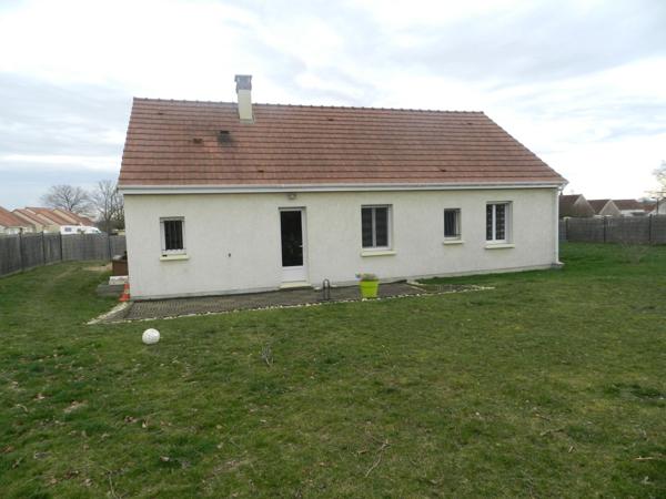 Location Maison81 m² - 4 Pièces - ORCENAIS (18200)