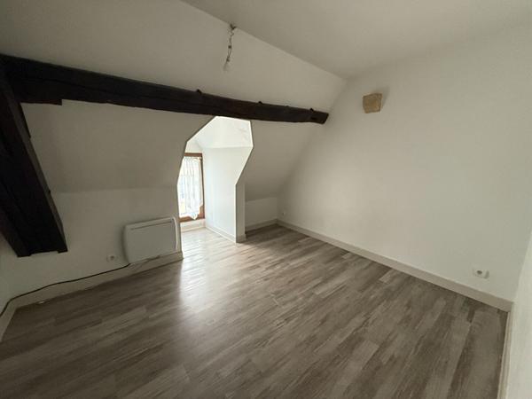 Vente Appartement50 m² - 3 Pièces - SAINT AMAND MONTROND (18200)