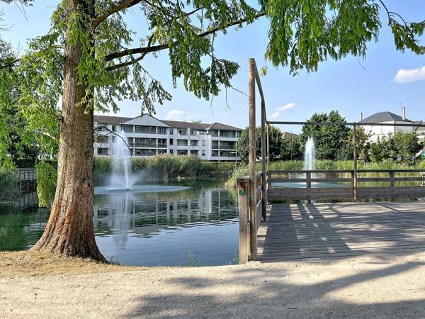 Vente                                                      Appartement
                        
                     2 pièces                      55 m2                     à Limeil-Brévannes