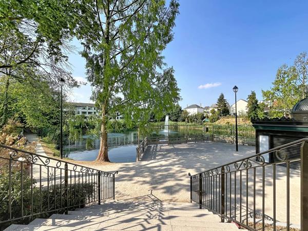 Vente                                                      Appartement
                        
                     2 pièces                      55 m2                     à Limeil-Brévannes