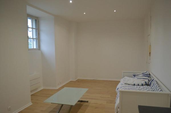 Appartement à louer  1 pièce • 25 m2 Saint-Pierre-des-Corps