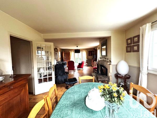 Maison à vendre 8 pièces 175 m² Les Essarts-le-Roi