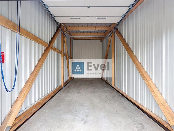 MORSBACH, BOX DE STOCKAGE