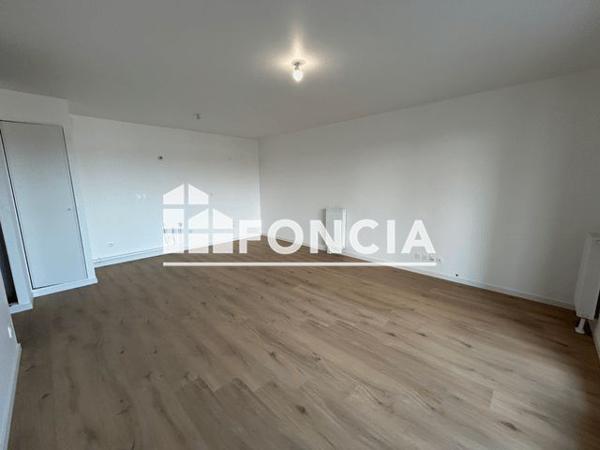 Location Appartement 3 pièces 61.07 m² - QUARTIER VALLEE BARREY Mondeville 14120