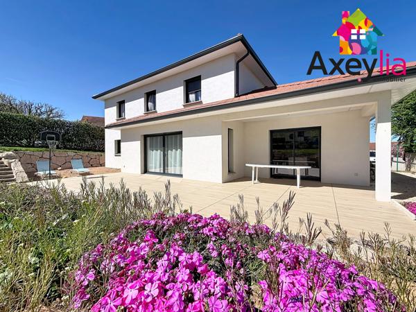 Commelle-Vernay (42120) A VENDRE - COMMELLE-VERNAY - MAISON D'ARCHTIECTE, DE 2015 ET 201M2 AVEC 5 CHAMBRES ET TERRAIN