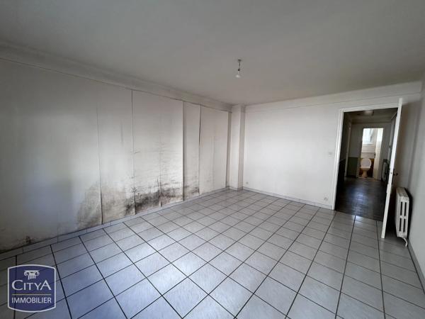 Appartement à vendre 2 pièces 56.47m² Charleville-Mézières (08000)