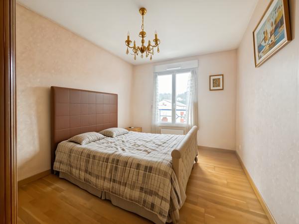 Neuville-sur-Saône (69250) T3 lumineux avec terrasse vue Monts d’Or, box fermé et centre-ville à pied – Neuville-sur-Saône