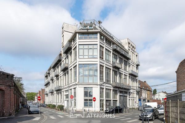 Loft brut à aménager avec rooftop à Roubaix