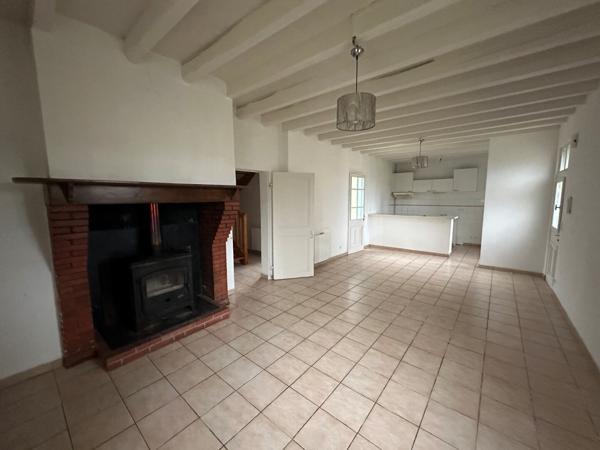 A louer Maison mitoyenne Pouydesseaux 2 chambres jardin dépendance terrasse