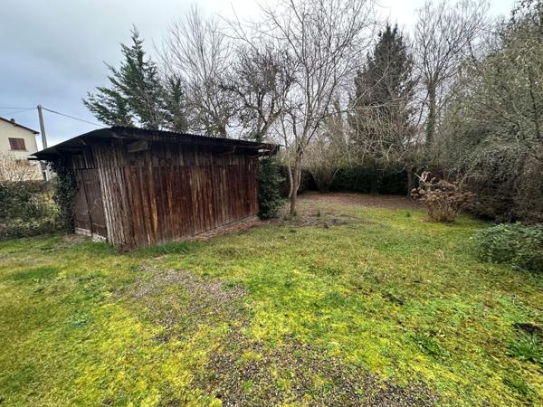 A louer Maison mitoyenne Pouydesseaux 2 chambres jardin dépendance terrasse